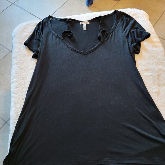 PINK BY VICTORIA SECRET BLACK SUPER SOFT TSHIRT SIZE MEDIUM - Picture 3 of 6